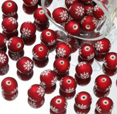 16mm Snowflake On Reds Beads